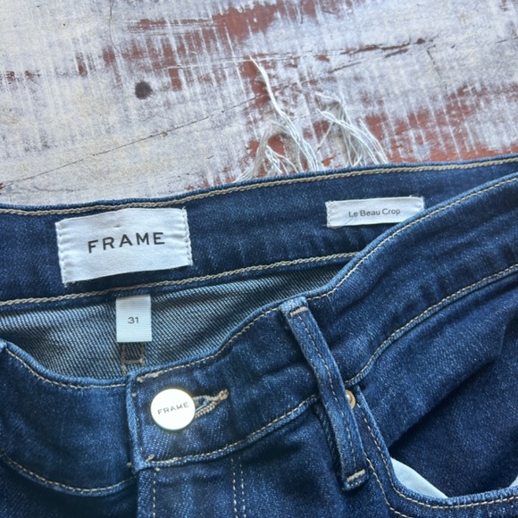 FRAME Le Beau Crop Raw Hem Denim Jeans Size 31 Ret $220 - Picture 3 of 9